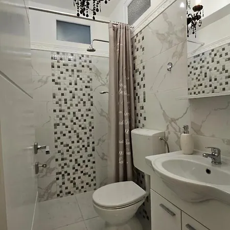 Apartament Majestic *